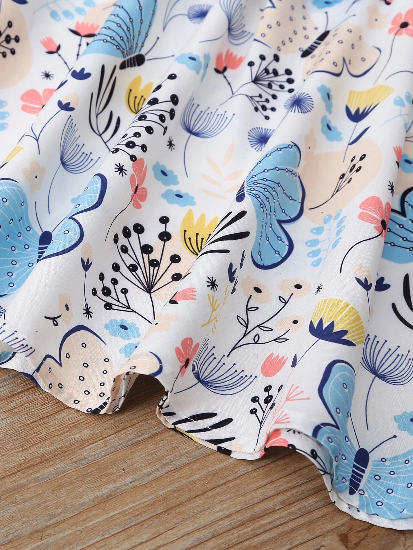 rochita fluturi albastri 1